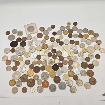 Sale Photo Thumbnail #104: 1706 foreign coins
