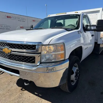 Sale Photo Thumbnail #29: 200 2014 chevrolet silverado 3500hd low miles