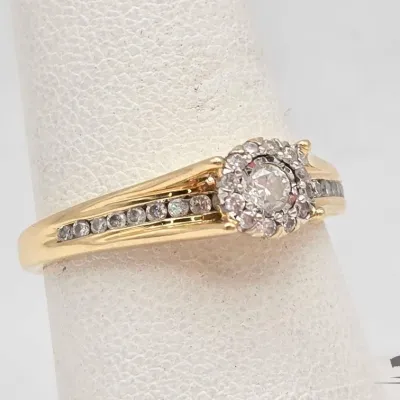 714 14k gold wedding ring with diamond