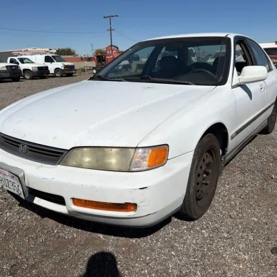Sale Photo Thumbnail #47: 495 1996 honda accord