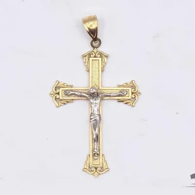 708 14kt religious pendant