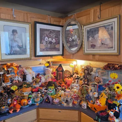 Sale Photo Thumbnail #48