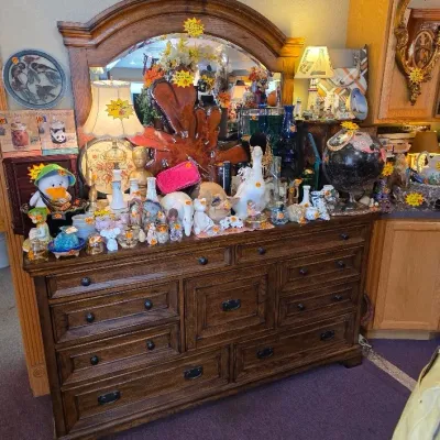 Sale Photo Thumbnail #36