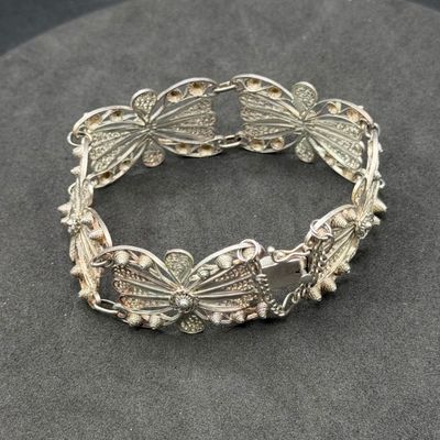 LOT 284J: Sterling Silver Filigree 8" Bracelet - 21.6 Grams