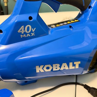LOT 244G: Kobalt Battery Powered Leaf Blower with Battery and Charger