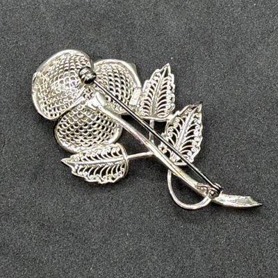 LOT 283J: Sterling Silver Rose Pin / Brooch - 8.9 grams