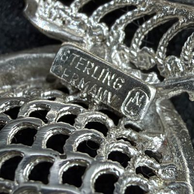 LOT 283J: Sterling Silver Rose Pin / Brooch - 8.9 grams