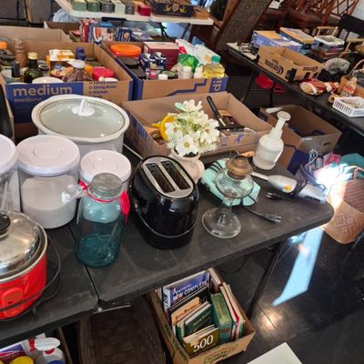 Estate sale photo