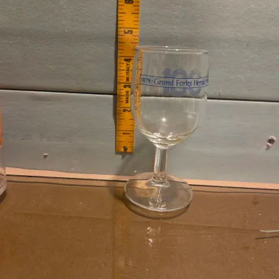 Sale Photo Thumbnail #34: 4 carnival Swanky Swig Ice Tea Glasses and a pair of Grand forks herald cordials