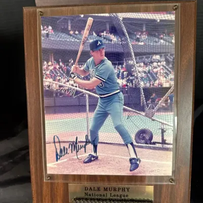 Dale Murphy Signed Atlanta Braves Commemorative Wood Plaque Photo - MVP Era