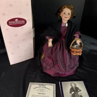 Vintage 1994 Ashton-Drake "Marmee" Little Women Porcelain Doll by Wendy Lawton - Box & COA