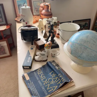 Estate sale photo