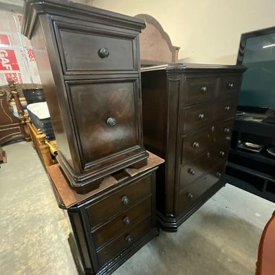 Sale Photo Thumbnail #37