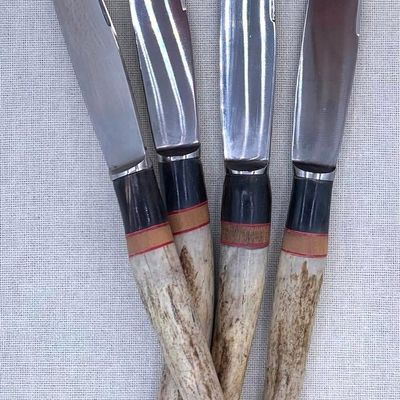 Sale Photo Thumbnail #392: 4 Custom Made Stag Horn Handle Honed Blade Dinner Knives