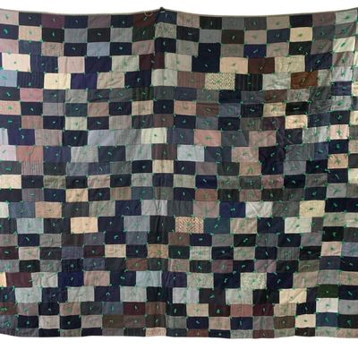 Sale Photo Thumbnail #281: Vintage Winter Weight Suit Wool Brick Patchwork Farmhouse Bedspread, Hand Tied Padded Cabin Quilt