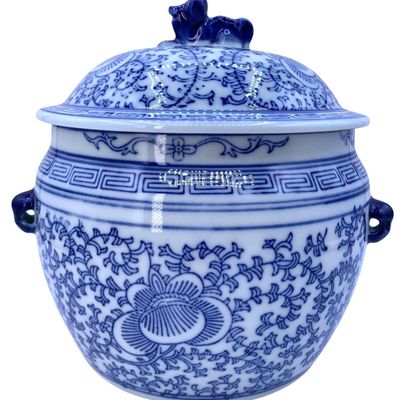 Sale Photo Thumbnail #290: Large Vintage Chinese Blue and White Porcelain Lidded Foo Dog Finial Ginger Jar