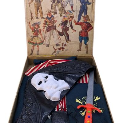 Sale Photo Thumbnail #147: c1950s Child Size Vintage Yankiboy Pirate Costume Play Clothes in the Original Box