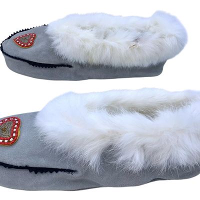 Sale Photo Thumbnail #60: Mid Century Gray Suede Rabbit Fur Trimmed Beaded Heart Detailed Moccasins