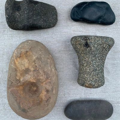 Sale Photo Thumbnail #124: 5 Ancient Native American Indian Stone Tools