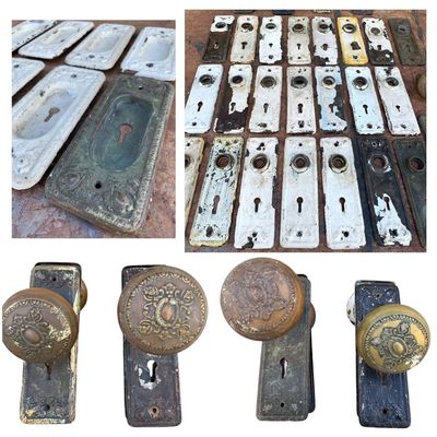 Sale Photo Thumbnail #400: 47 pc Antique Architectural Salvage Matching Embossed Door Backplates and Fancy Brass Doorknobs