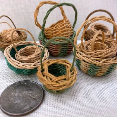 Sale Photo Thumbnail #390: 12 Miniature Vintage Folk Art Hand Woven Petite Gathering, Market, Storage Baskets