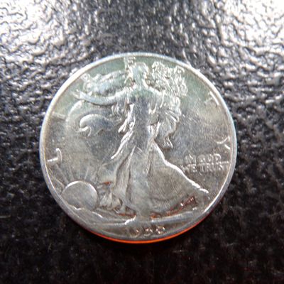 1938-D WALKING LIBERTY SILVER HALF DOLLAR