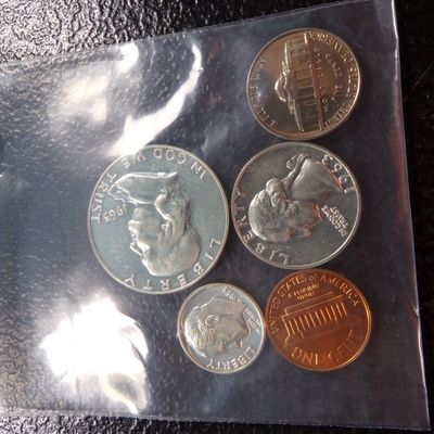 1963 PROOF YEAR 5 PIECE COIN SET * A LOT OF SILVER