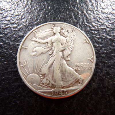 1945 WALKING LIBERTY SILVER HALF DOLLAR