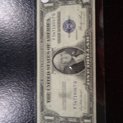1935-E BLUE SEAL CRISP PAPER $1 SILVER CERTIFICATE