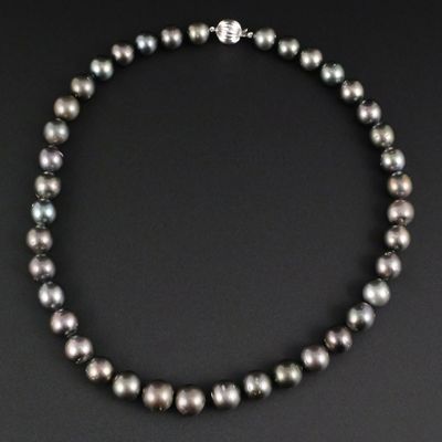 Sale Photo Thumbnail #46: 20" Cultured Black Tahitian Pearl Necklace 14K