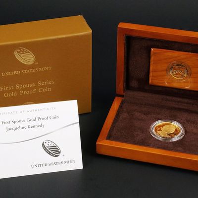 Sale Photo Thumbnail #101: 2015-W Jacqueline Kennedy $10 Gold Proof
