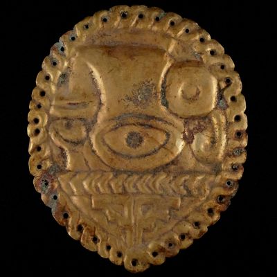 Sale Photo Thumbnail #284: Pre-Columbian Tumbaga Medallion Amulet