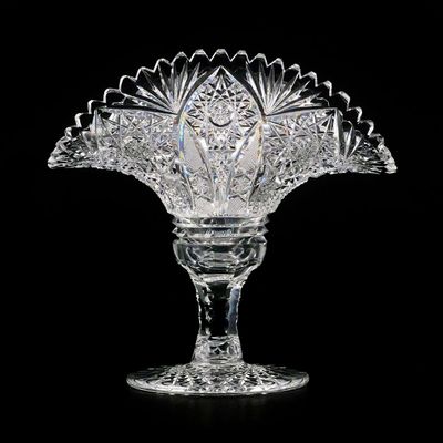 Sale Photo Thumbnail #264: ABCG Pedestal Fan Centerpiece Vase