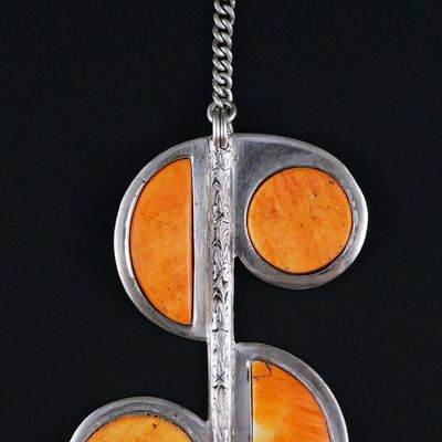 Sale Photo Thumbnail #242: Ecuadorian Silver and Spondylus Artisan Pendant