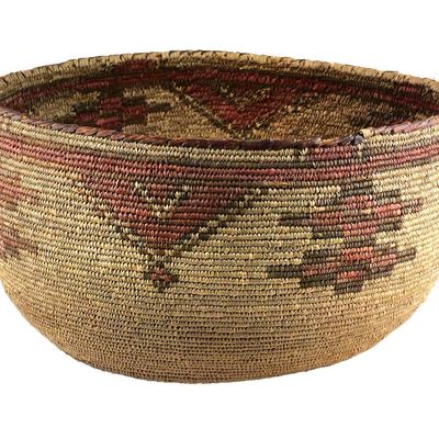 Sale Photo Thumbnail #50: Native American Woven Feast Basket Maidu Yokuts