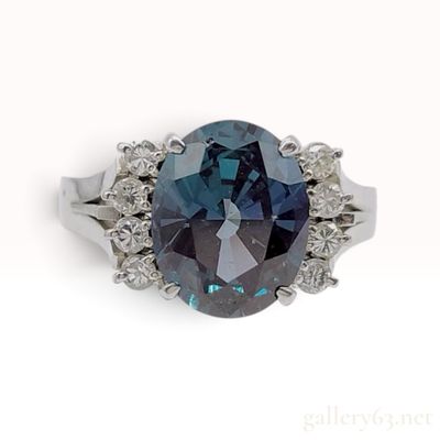 Sale Photo Thumbnail #530: Kyocera Crescent Vert 3.64 Carat Recrystallized Alexandrite and Diamond Platinum Ring