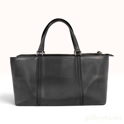 Sale Photo Thumbnail #480: Burberry Black Leather Top Handle Satchel