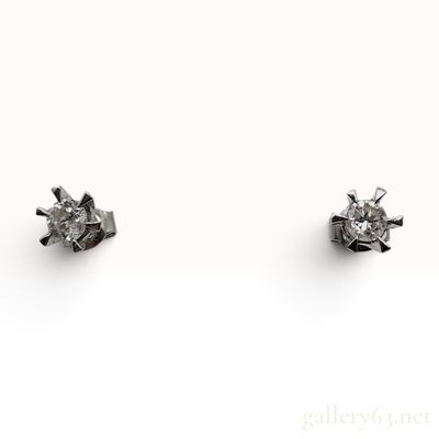 Sale Photo Thumbnail #474: A Pair of Platinum and Diamond Stud Earrings