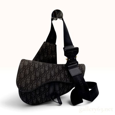 Sale Photo Thumbnail #453: Dior Men's Saddle Bag Black Oblique Jacquard