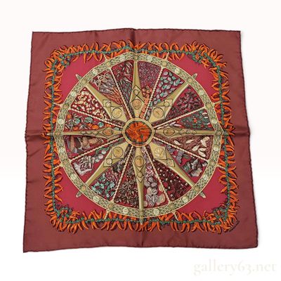 Sale Photo Thumbnail #547: Hermes Aux Pays des Epices Silk Gavroche Scarf by Annie Faivre