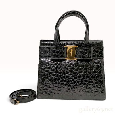 Sale Photo Thumbnail #150: Salvatore Ferragamo Black Crocodile Embossed Leather Vara Bow Top Handle Bag