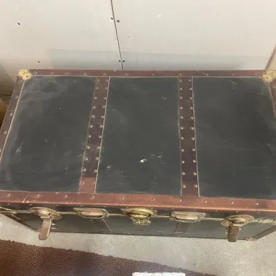 Sale Photo Thumbnail #44: Vintage flat-top trunk.