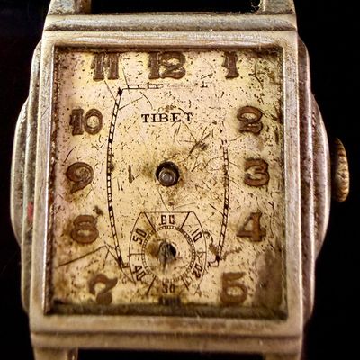Sale Photo Thumbnail #88: Vintage Tibet Art Deco Style One Jewel Mechanical Wristwatch
