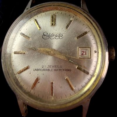 Sale Photo Thumbnail #86: Eldorado 21 Jewel Manual Wind Wristwatch with Red Date