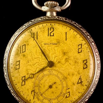 Sale Photo Thumbnail #96: Waltham 17 Jewel 16-Size Open Face Pocket Watch in Engraved Wadsworth Case