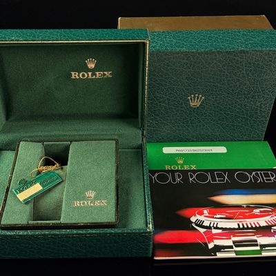 Sale Photo Thumbnail #91: Rolex Datejust Reference 691733 Presentation Box and Paperwork