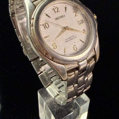 Sale Photo Thumbnail #172: Seiko Kinetic Auto Relay Stainless Steel Wristwatch Reference 5J22-0B69