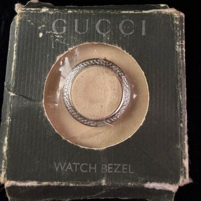 Sale Photo Thumbnail #65: Gucci Interchangeable Watch Bezel for 11/12 Series Reference 41498