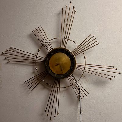 Sale Photo Thumbnail #119: Mid Century Modern Lux Robertshaw-Fulton Electric Sunburst Wall Clock