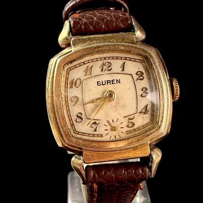 Sale Photo Thumbnail #198: Vintage Buren Manual Wind Cushion Case Wristwatch with Subsecond Dial